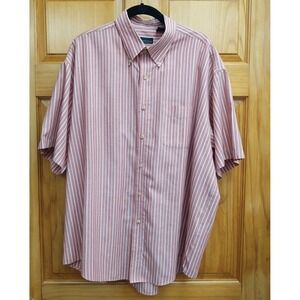VAN HEUSEN Mens Size Large XL 17-17.5  Red White Pinstripe Short Sleeves Work